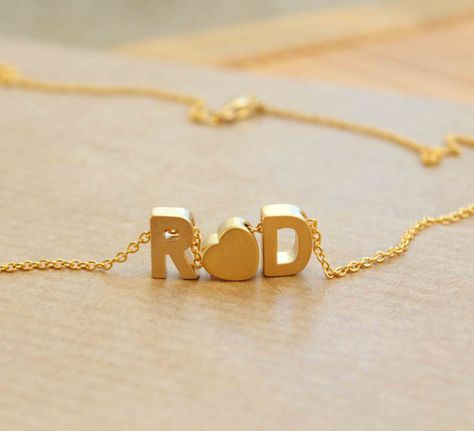 Heart and Initial Necklace. Tiny letter by lizaslittlethings Letter Necklace Initials, Monogram Necklace Gold, Letter Necklace Silver, Letter Charm Necklace, Alphabet Necklace, Bracelet Initial, Dainty Initial Necklace, Letter Jewelry, Silver Monogram