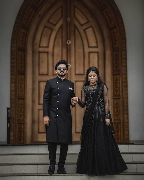 Engagement Stills, Kerala Engagement Dress, Engagement Dress For Groom, Indian Wedding Reception Outfits, Christian Wedding Dress, Engagement Dress For Bride, Marriage Function, Latest Bridal Blouse Designs, Latest Bridal Lehenga