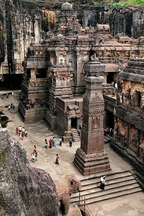 Kailasa Temple, Ajanta Ellora, Ellora Caves, Historical Sculptures, Temple India, Indian Temple Architecture, India Architecture, Ancient Indian Architecture, Temple Photography