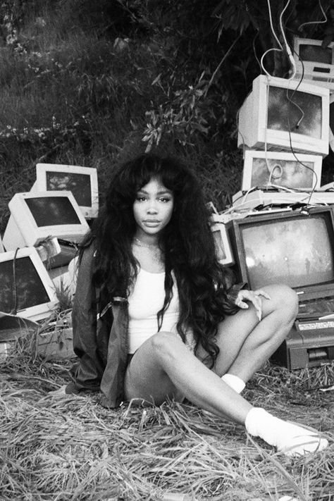 Sza Singer, Sza Ctrl, Collage Des Photos, Color Poster, Collage Poster, Black And White Color, Poster Colour, Black And White Posters, Black N White