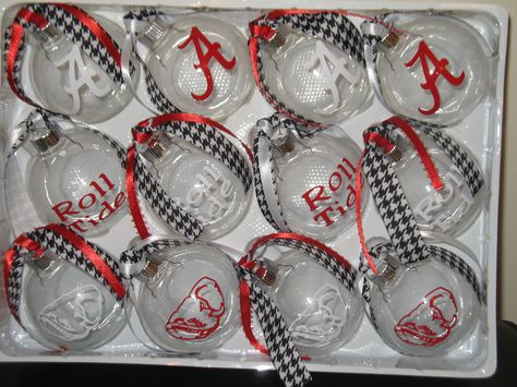 Alabama Ornaments, College Ornaments, Alabama Christmas Ornaments, Alabama Wreath, Alabama Crafts, College Christmas, Alabama Wreaths, Alabama Christmas, Cricut Ornaments