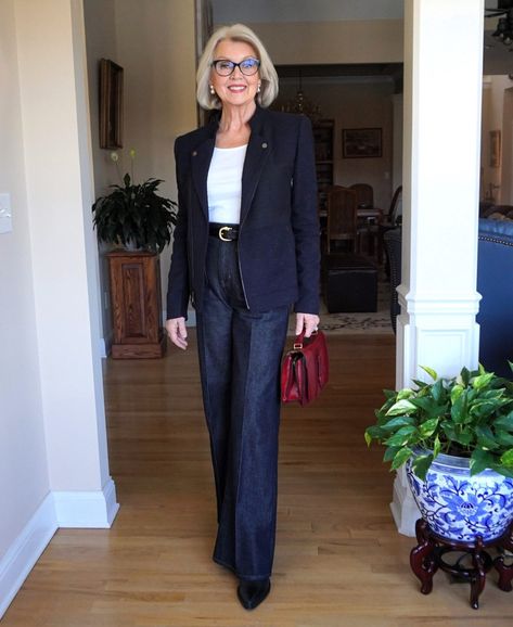 Follow A Formula - SusanAfter60.com Dressing Over 60, Spring Summer Capsule Wardrobe, Over 60 Fashion, Winter Styles, Summer Capsule Wardrobe, 60 Fashion, Flare Leg Pants, Trouser Style, Outfit Combinations