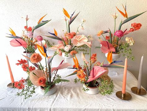 Whit McClure (she/her) on Instagram: “Birds taking flight ✨” Hantaran Ideas, Filipiniana Wedding Theme, Bird Of Paradise Wedding, Hibiscus Wedding, Filipiniana Wedding, Sunset Tropical, Tropical Bouquet, Tropical Wedding Theme, Tropical Floral Arrangements