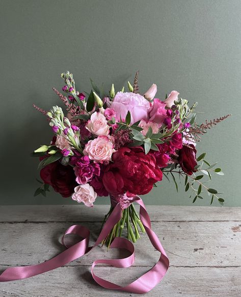 Dark Pink Bouquet Wedding, Raspberry Bouquet, Raspberry Wedding Flowers, Red And Pink Bridal Bouquet, Bridal Bouquet Red And Pink, Raspberry Bridal Bouquet, Red Bouquet Wedding, Blush Bouquet, Red Bouquet