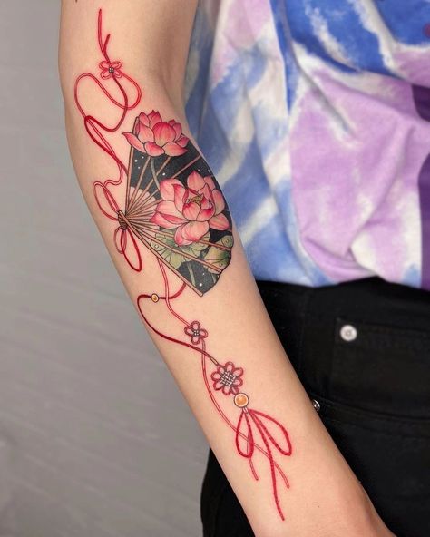 Vietnamese Tattoos For Women, Tattoo Prep, Knitting Tattoo, Around Arm Tattoo, Green Tattoos, Pink Tattoo, Fan Tattoo, Cool Wrist Tattoos, Forearm Tattoo Women