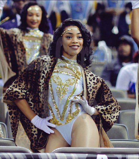 Southern University Dancing Dolls, Kayla Pittman, Majorette Photoshoot, Fabulous Dancing Dolls, Hbcu Dancers, Majorette Outfits, Majorette Dance, Dance Culture, Dance Uniforms