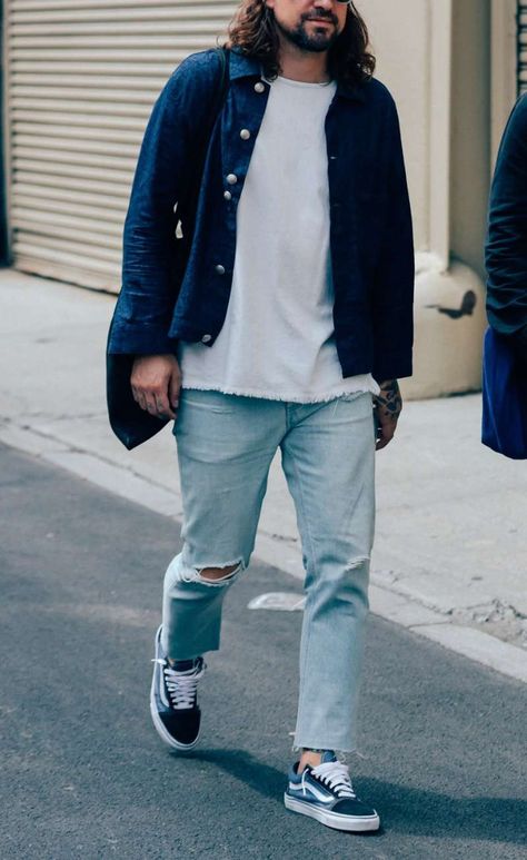 Blue Vans Outfit, Vans Old Skool Outfit Men, Old Skool Vans Outfit, How To Lace Vans, Old Skool Outfit, Vans Old Skool Outfit, Vans Outfit Men, Estilo Vans, Navy Blue Vans