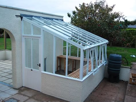 Garden Room Extensions Greenhouse, Outdoor Interior Design, Balcony Ideas House, Glass Patio, Little House Plans, Rooftop Terrace Design, Home Greenhouse, Backyard Greenhouse, House Extension Design