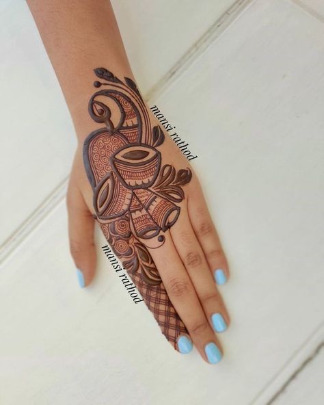 Peacock Mehndi Designs, Rajasthani Mehndi Designs, Mehndi Designs For Kids, Rose Mehndi Designs, Modern Mehndi Designs, Simple Mehndi Designs Fingers, Full Mehndi Designs, Unique Mehndi, Full Hand Mehndi