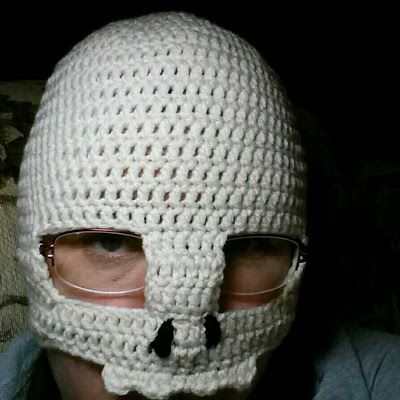 Yarncraft by Susan: BOO! My skull balaclava mask free tutorial Crochet Skull Balaclava, Crochet A Skull, Skull Balaclava, Mask Inspiration, Balaclava Mask, Skeleton Mask, Crochet Mask, Crochet Skull, Knitted Balaclava