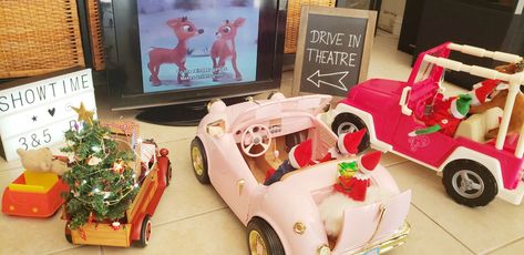 Elf Drive in Movie Theatre Elf Drive In Movie, Eots Ideas, Elf Font, Elf 2023, Mini Emergency Kit, Drive In Movie Theater, Believe In Santa, Movie Ideas, Movie Snacks