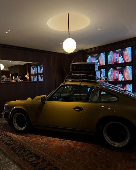 Cafe Leon Dore, Commercial Aesthetic, Store Retail Design, Porsche Car, Aesthetic Yellow, Leon Dore, Luxury Garage, Aime Leon Dore, Vintage Porsche