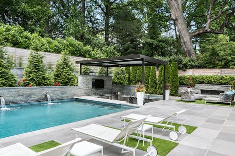 Inside-Outside Living: A Talented Team Creates Paradise At Home Pool Cabana Ideas, Kitchen Shades, Rectangle Pool, Outdoor Kitchen Bars, Home Design Magazines, Pool Cabana, Small Pool Design, House Backyard, Backyard Pool Designs