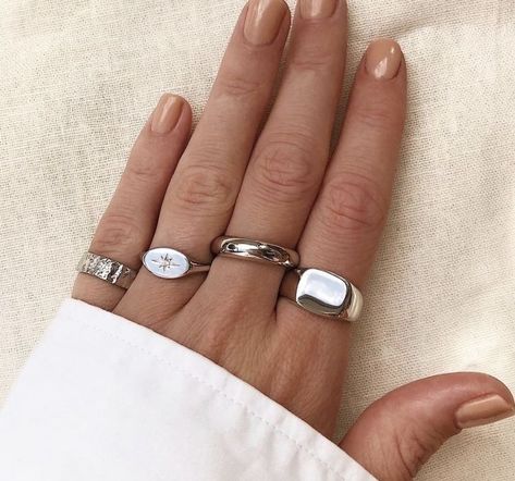 Designer Silver Rings, Chunky Silver Rings Aesthetic, Ring Inspo Jewelry Silver, Silver Ring Stack, Silver Jewlery, Casual Jewelry, Dope Jewelry, Jewelry Essentials, Stacked Jewelry