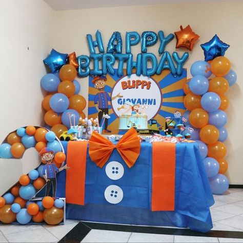 Simple Table Party Decorations, Blippi Party Decorations, Blippi 2nd Birthday Party, Blippi Decorations, Blippi Themed Birthday Party, Blippi Birthday Cake, Blippi Birthday Party, Blippi Party, Trolls Birthday Cake