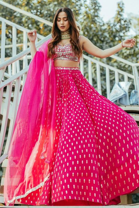 Trendsetting Designer Styles under 30K Mirror Work Lehenga, Unique Bridesmaid Dresses, Work Lehenga, Pink Lehenga, Embroidered Lehenga, Wedding Lehenga, Zari Work, Lehenga Designs, Mirror Work