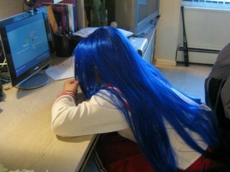 Blue Hair, We Heart It, Lost, Desk, Tumblr, Hair, Blue