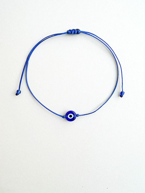 Blue Evil Eye Bracelet, Ankle Bracelets Diy, Bracelet String, Kids Bracelet, String Bracelets, Bracelets Handmade Diy, Beaded Jewlery, Bracelet Minimalist, Beaded Necklace Diy