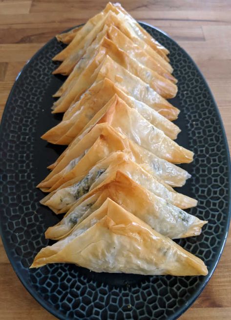 Spanokita Recipe Greek, Spanicopita Recipe, Spanakopita Recipe, Phyllo Dough Recipes, Phyllo Recipes, Greek Appetizers, Greek Cooking, Greek Dishes, An Exercise