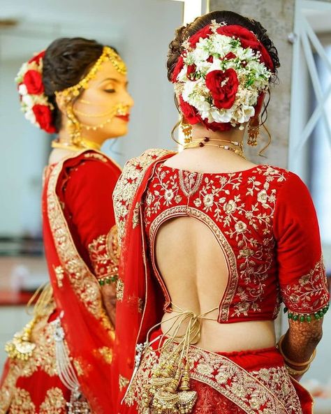 Floral bun hairstyle Blouse Back Designs, Lengha Blouse Designs, Latest Bridal Blouse Designs, Blouse Designs High Neck, Wedding Lehenga Designs, Wedding Saree Blouse Designs, Backless Blouse Designs, New Saree Blouse Designs, Traditional Blouse Designs