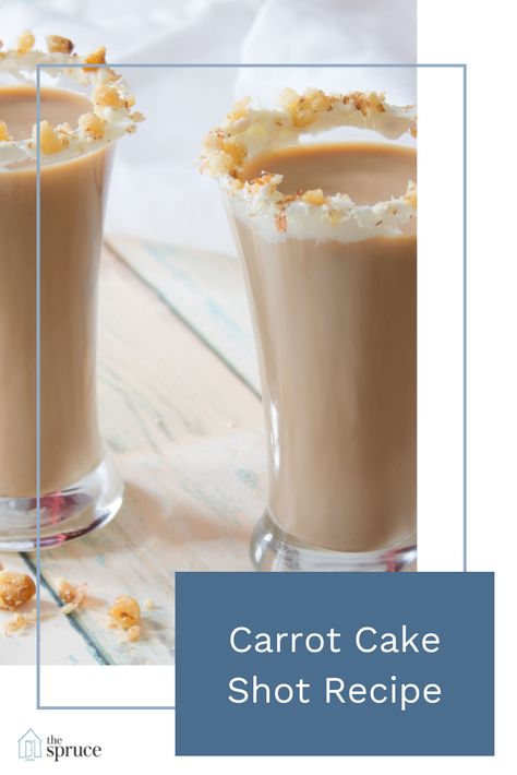 Carrot Cake Shooters, Carrot Cake Martini Recipe, Carrot Cake Shots, Easter Shots Alcohol, Dessert Shots Recipes, Shot Glass Desserts Recipes, Delicious Shots, Holiday Shots, Cake Shooters