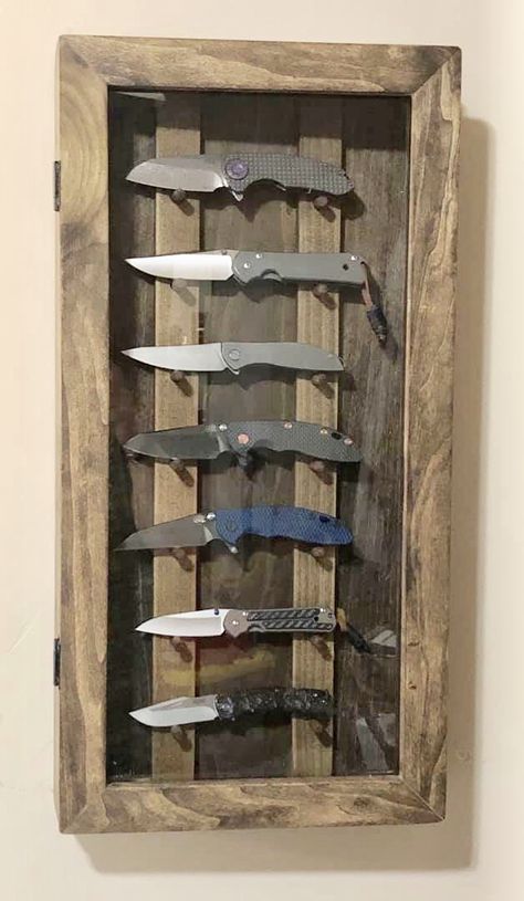 Pocket Knife Display Ideas, Diy Knife Display Case, Knife Display Ideas Diy, Knife Collection Display Ideas, Knife Display Ideas, Pocket Knife Display Case, Knife Cabinet, Pocket Knife Display, Knife Display Case