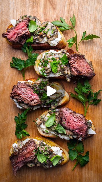 Steak Mushroom Burrata Crostini, Mushroom Bruschetta, Beef Flank, Hanger Steak, Festive Appetizers, Steak And Mushrooms, Fine Dining Recipes, Best Appetizers, Yummy Appetizers