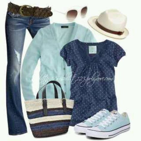 Love the chucks Turquoise Outfit, Navy And Turquoise, Outfits Lazy, Elegante Casual, Fashion Jeans, Fashion Weeks, Spring Summer Outfits, Primavera Estate, Converse Shoes