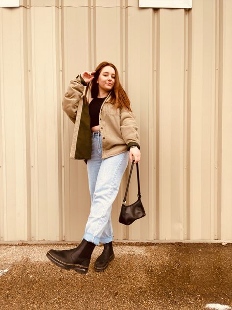 cute fit, mom jeans, dr martens, tan jacket Mom Jeans Dr Martens, Tan Jacket, Cute Fit, Cute Outfit, Fit Mom, Dr. Martens, Mom Jeans, Cute Outfits