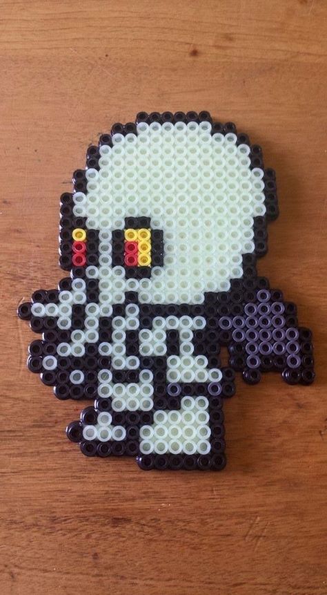 Cthulhu perler by LadyRaveicorn - Kandi Photos on Kandi Patterns Cthulhu Perler, Clay Idea, Cross Stitch Sampler Patterns, Tattoo Board, Bead Creations, Perler Ideas, Hamma Beads, Perler Art, Stitch Sampler