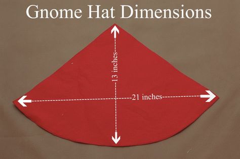 Tutorial for making felt gnome hat, perfect for a birthday party or Halloween costume. Gnome Hats, Gnome Costume, Felt Gnome, Gnome Sweet Gnome, Gift Basket Ideas Christmas, Gnome Hat, Nordic Gnomes, Gnomes Diy, Gift For Mom Christmas