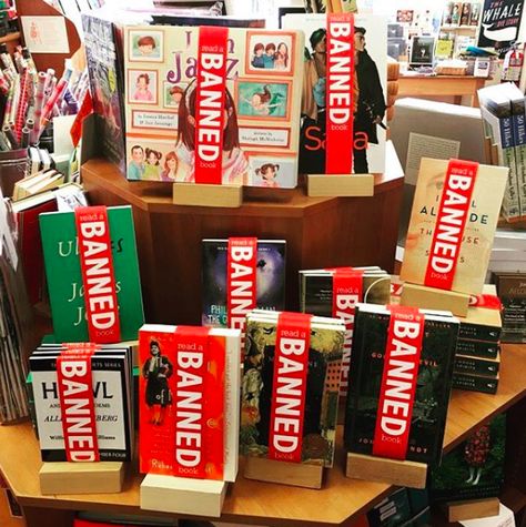 Why it's so important for us to read banned books this week (and always) Banned Books Week Display, Read Banned Books, Library Book Displays, Youth Leader, Library Displays, Banned Books, Book Display, Media Center, Teacher Help