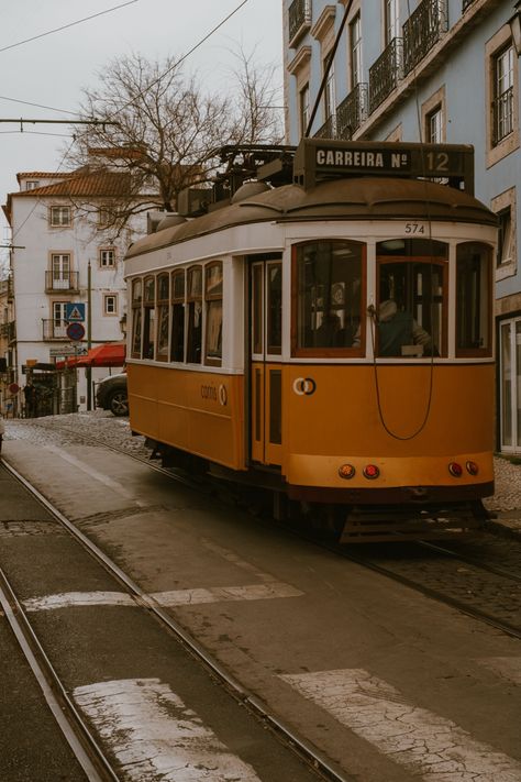 Brown Street Aesthetic, Vintage Street Aesthetic, Streetcar Aesthetic, Old Street Photography, Vintage Aestheticwallpaper, Transportation Aesthetic, Vintage Street Photography, Colors Pallets, Couples City