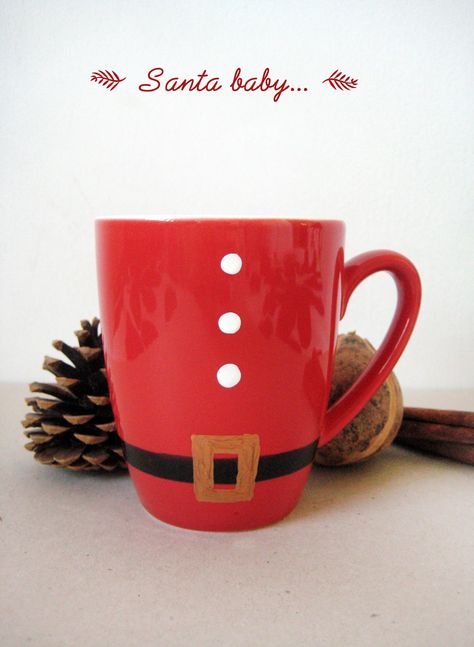 Christmas Mug Painting Ideas, Christmas Mug Painting, Petroglyph Ideas, Christmas Pottery Painting Ideas, Kids Pottery Painting, Pottery Painting Ideas Easy, Diy Christmas Mugs, Ceramic Cafe, Ceramic Christmas Decorations