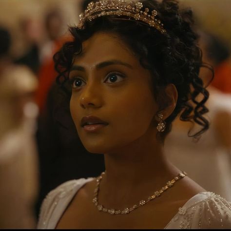 Sharma Bridgerton, Edwina Sharma, Charithra Chandran, Bridgerton Aesthetic, Historical Movies, Romantic Dream, Julia Quinn, Princess Aesthetic, Whimsical Wedding