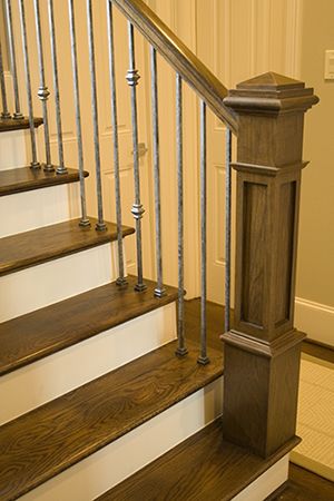 Craftsman Stairs, Craftsman Staircase, Stairs Carpet, Stair Rails, Stair Gallery, Traditional Staircase, Handrail Design, Wrought Iron Stairs, Stair Ideas