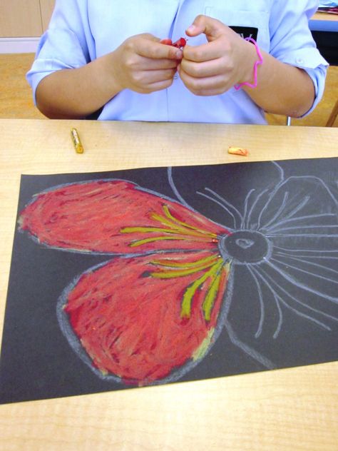 Oil and Chalk Pastels in Grade Two | Art Lessons For Kids Georgia O'keefe Art, Using Oil Pastels, Remembrance Day Art, Spring Art Projects, Poppy Drawing, Grant Wood, 2nd Grade Art, Georgia Okeefe, 4th Grade Art