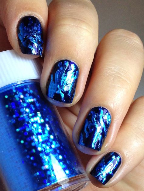 Life in Lacquer: Foil Squiggle Nail Art Squiggle Nail Art, Blue Foil Nails, Sparkling Nails, Nailart Designs, Shellac Nail Colors, Colourful Nails, Foil Nail Art, Nail Art Products, Happy Nails