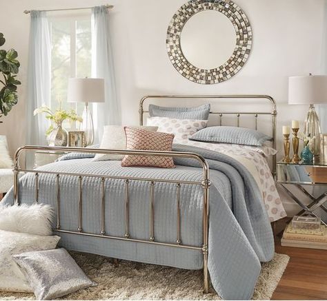 17 Timeless Metal Bed Designs That Will Fit In Any Interior Style Gold Bed Frame, Bed Design Images, Gold Bed, Brass Bed, Metal Bed, Chrome Metal, Metal Bed Frame, Diy Bed, Design Your Home