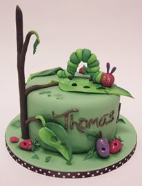 Hungry caterpillar Worm Cake, Hungry Caterpillar Cake, Woodland Cake, Green Cake, 1st Birthday Cakes, Kids Cakes, Cupcake Designs, Different Cakes, Crazy Cakes