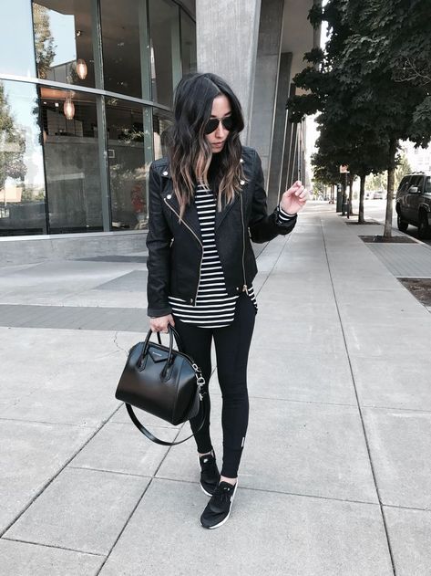 Fall Fashion Trends Casual, Blank Nyc Leather Jacket, Black Leather Jacket Outfit, 30 Outfits, Simple Fall Outfits, Leather Jacket Outfits, Jacket Outfit, Athleisure Outfits, Athleisure Wear