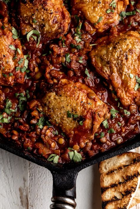 Chicken Thigh And Lentil Recipes, Harissa Lentils, Tomatoes And Chicken, Chicken Lentil, Harissa Chicken, Seared Chicken, Paprika Chicken, One Pan Chicken, Lentil Stew