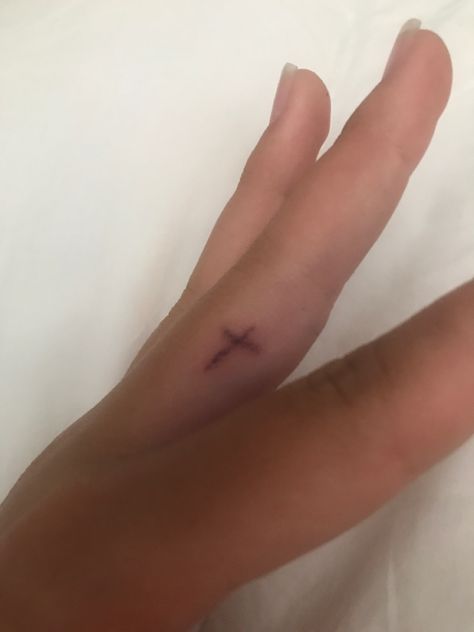 #aesthetic #cross #jesus #stickandpoke Aesthetic Cross Jesus, Aesthetic Cross, Cross Jesus, Stick And Poke, Leaf Tattoos, Maple Leaf Tattoo, Jesus, Tattoos, Art