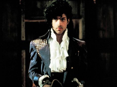 Prince Purple Rain Movie, Purple Rain Movie, Prince Purple, Prince And The Revolution, Prince Musician, Prince Images, The Artist Prince, Photos Of Prince, Rip Prince