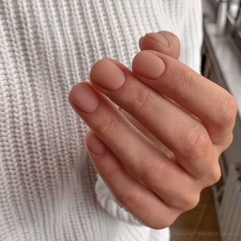 Manicure Minimal, Matted Nails, Fingernails Painted, Matte Nails Design, Nails Manicure, Minimalist Nails, Accent Nails, Best Acrylic Nails, Matte Nails