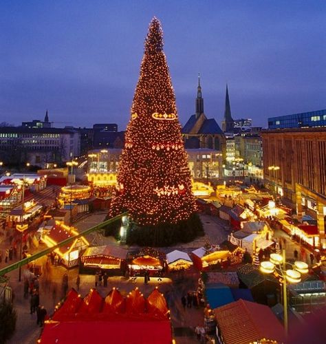 Christmas market in Dortmund, Germany  #snow #christmaslights #epic Christmas In Germany, Tall Christmas Trees, Dortmund Germany, German Christmas Markets, Christmas In Europe, Celebration Around The World, Large Christmas Tree, Christmas Time Is Here, German Christmas