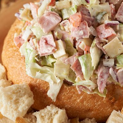 Craving Italian Hoagies with all the fixin's? Put a unique and homemade twist on the take-out classic with Hoagie Dip in a Bread Bowl! Tip: ... Dip In Bread Bowl, Italian Hoagies, Hoagie Dip, Bread Bowl Dip, Italian Dip, Bread Bowl Recipe, Superbowl Appetizers, Bread Bowl, Summer Side Dishes