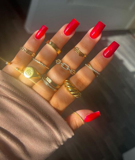 Red Nails Square, Solid Color Acrylic Nails, Red Summer Nails, Nail Aesthetic, Solid Color Nails, Back To School Nails, Squoval Nails, Short Square Nails, French Acrylic Nails