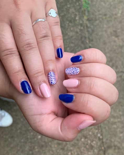 Royal Blue And Pink Nails Designs, Polka Dot Nail Art Designs, Dot Nail Art Designs, Nail Paint Shades, Polka Dot Nail Art, Baby Pink Nails, Light Pink Nails, Gel Nail Art Designs, Dot Nail Art