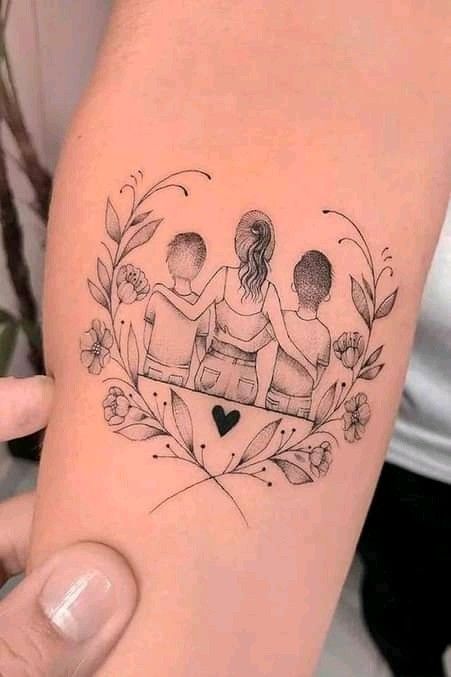 Mutterschaft Tattoos, Motherhood Tattoos, Family Tattoo Designs, Mom Tattoo Designs, Mommy Tattoos, Mother Tattoos, Tattoo For Son, Gorgeous Tattoos, Tatuaje A Color